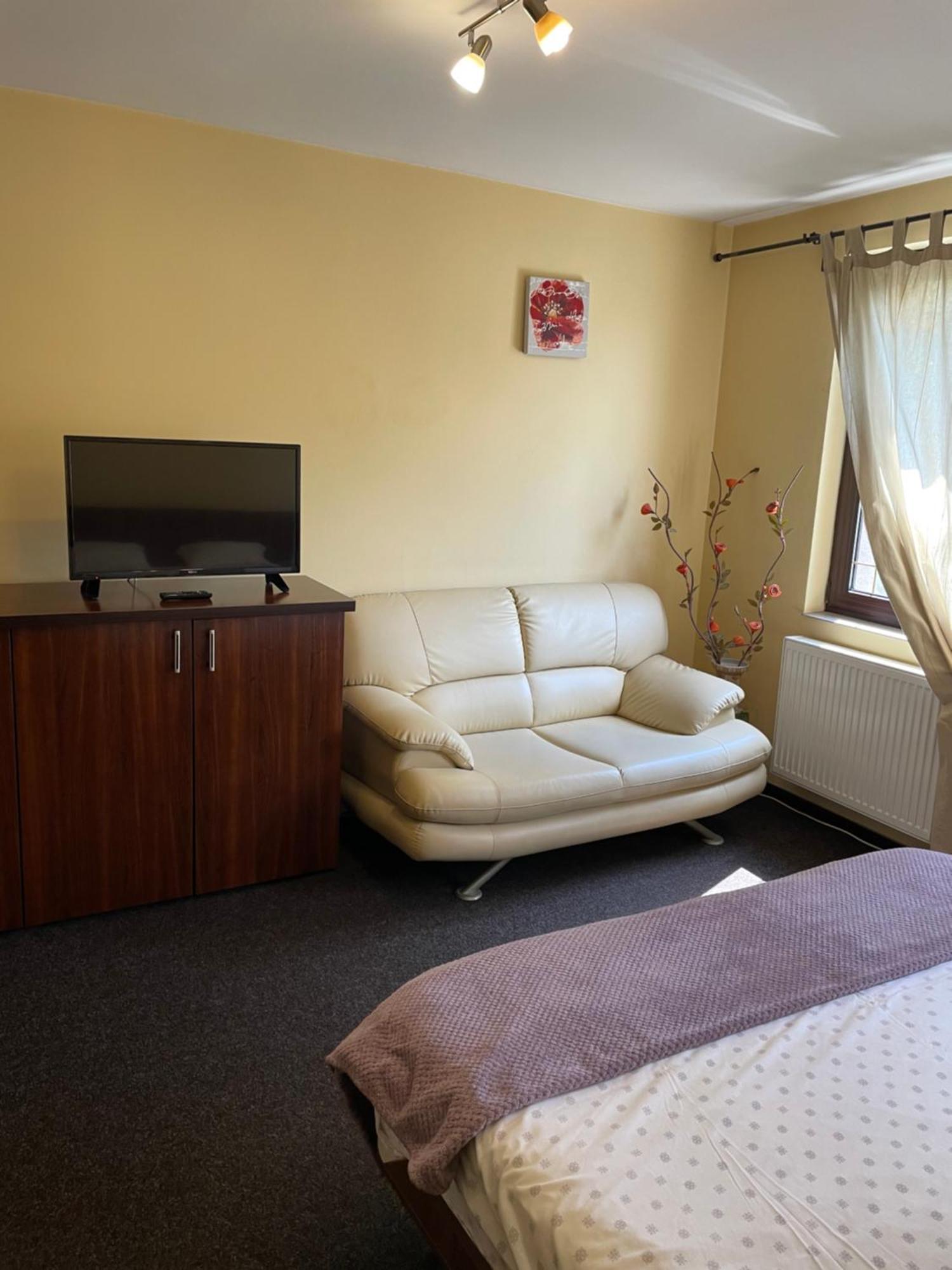 La O Barfa Apartment Ploiesti Exterior photo